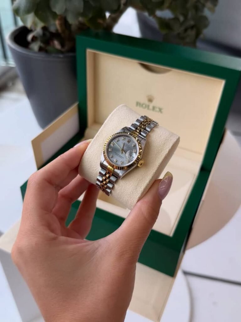 Crafting Captivating Headlines: Your awesome post title goes here